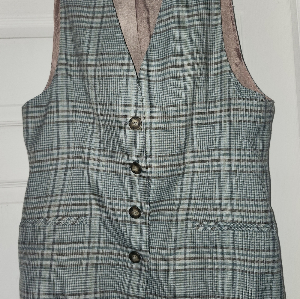 Plaid Beechers Brook Tailored Vest in Blues and Taupe